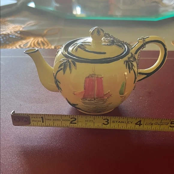 ( 0366) Decorative Yellow Antique Teapot with Tiny Accents,from Japan - Picture 5 of 6